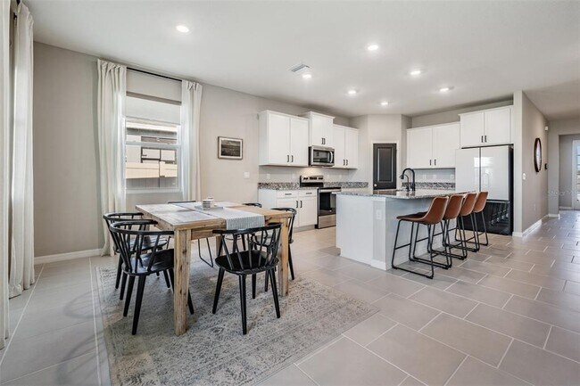 Building Photo - 9817 Rowing Dl Bnd