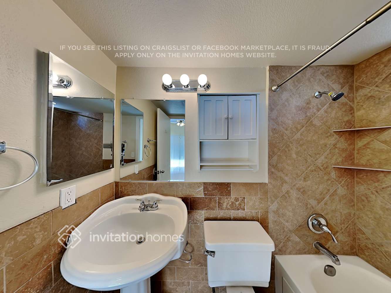 Building Photo - 7517 W Mercer Ln