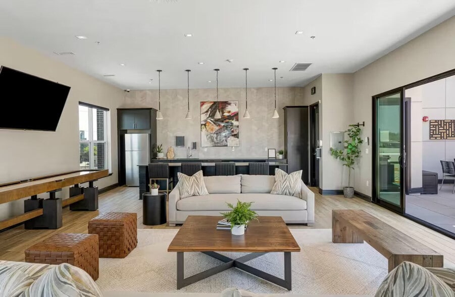 Building Photo - 110 N Boston Ave