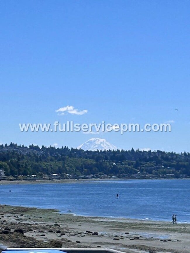 Building Photo - Alki Beach Living! Comfy 1 BD! Puget Sound Views! Super Sunsets!