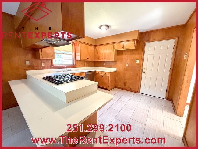 Building Photo - 1254 Lake Cir Dr W