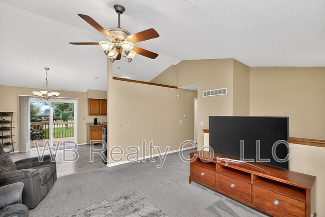 Building Photo - 260 Windfield Pkwy