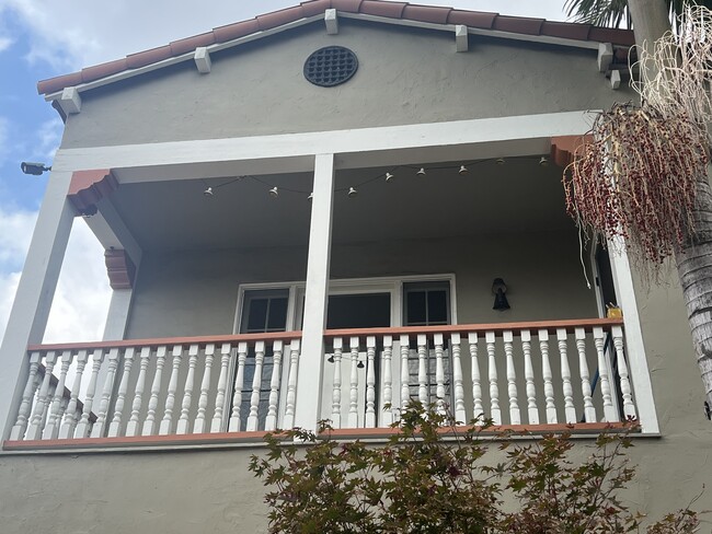 Exterior balcony - 1614 Cimarron St