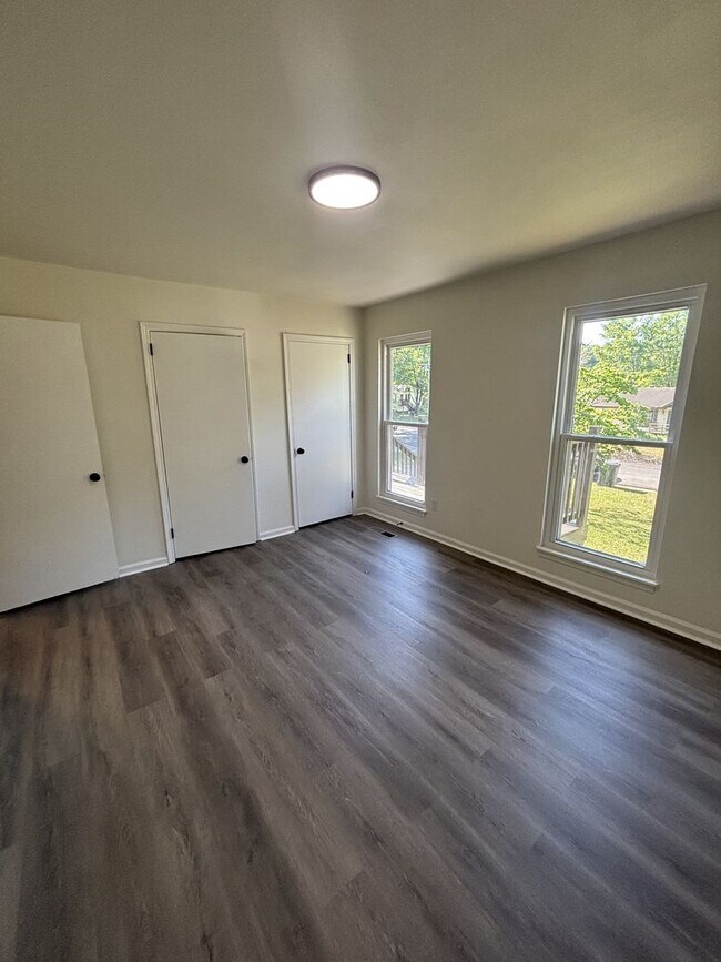 Building Photo - Fully Remodeled 3 Bed 2 bath