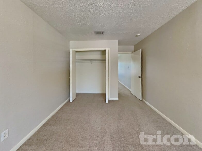 Building Photo - 19631 Coppervine Ln