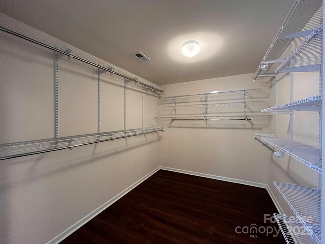 Building Photo - 14007 Highland Meadow Rd