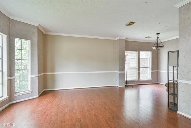 Building Photo - 4 br, 2 bath House - 1108 Woodchase Drive