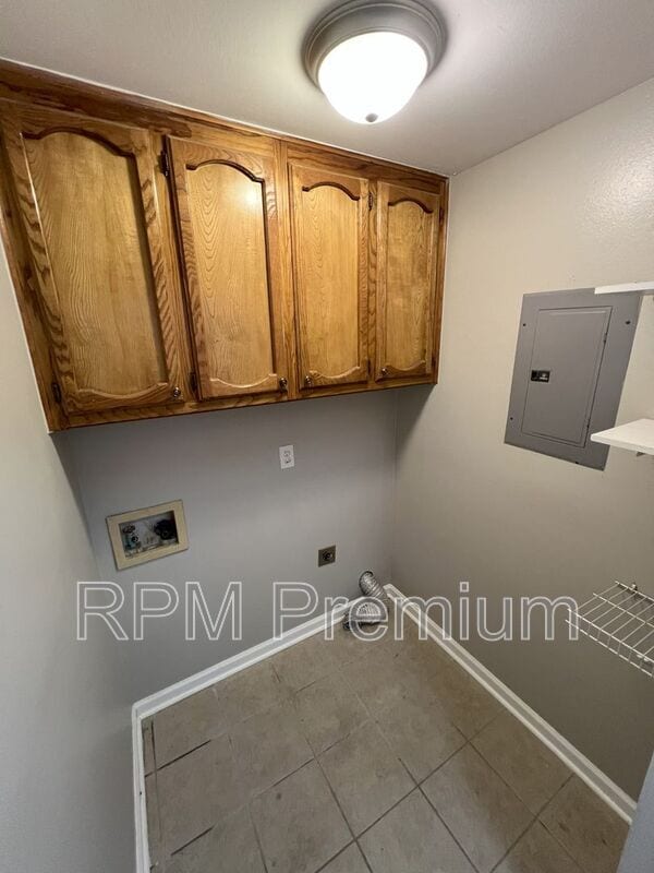 Building Photo - 522 Fawn Lake Dr