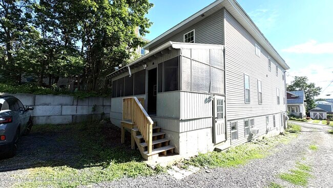 Building Photo - 16 McKinstry Pl