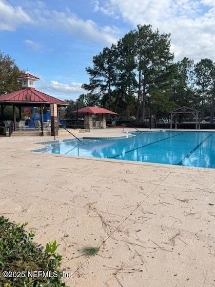 Building Photo - 9480 Grand Falls Dr