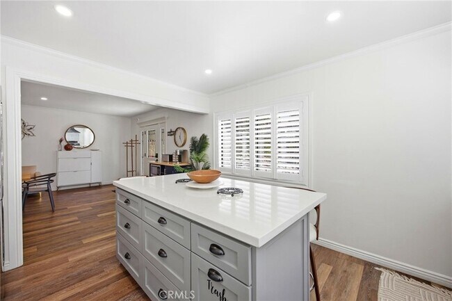 Building Photo - 528 Brentwood Dr