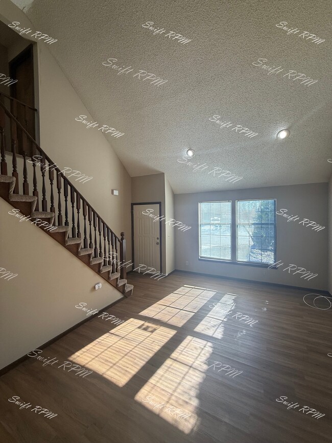 Building Photo - 6704 W 150th St