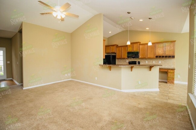 Building Photo - Stunning 4BR/3BA Home in Heritage Farms –  Ready to move-in!
