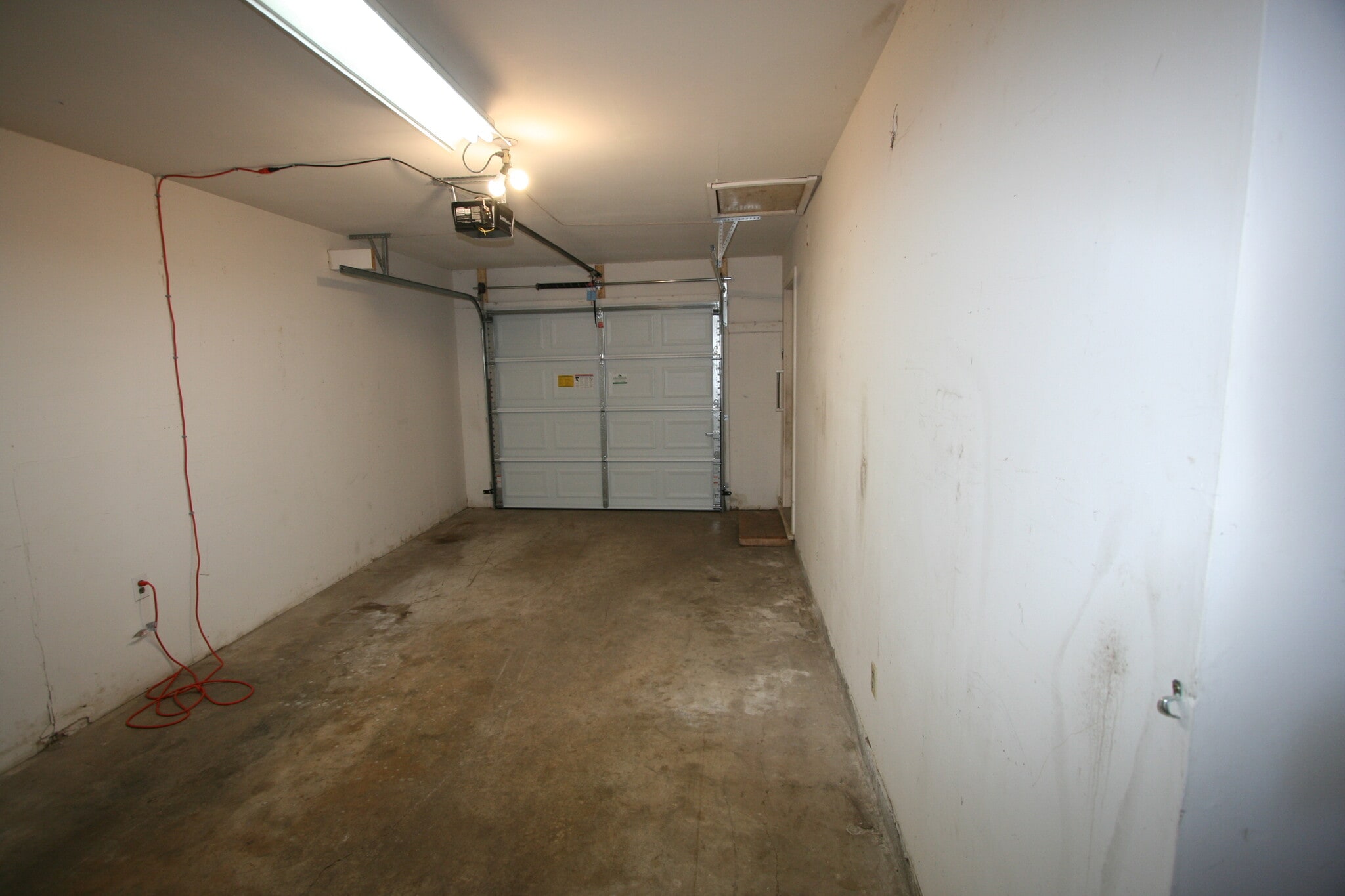 Garage - 2604 Mears Dr