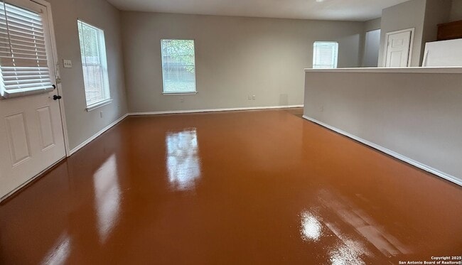 Building Photo - 5602 Golf Mist