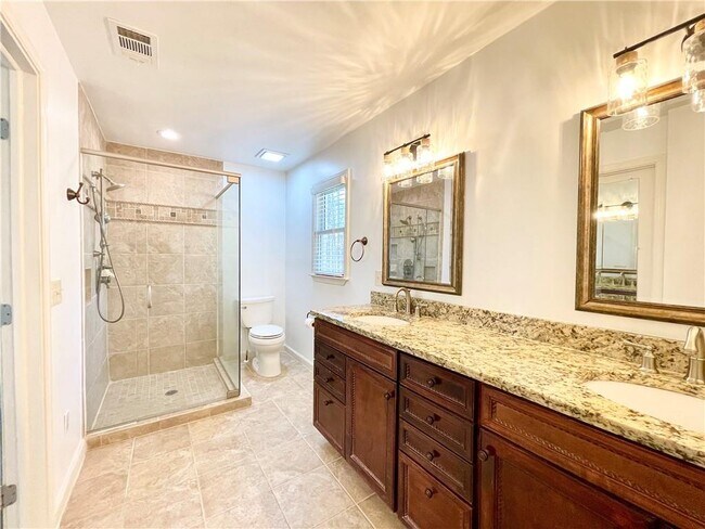 Building Photo - 2395 Brownstone Ct NE