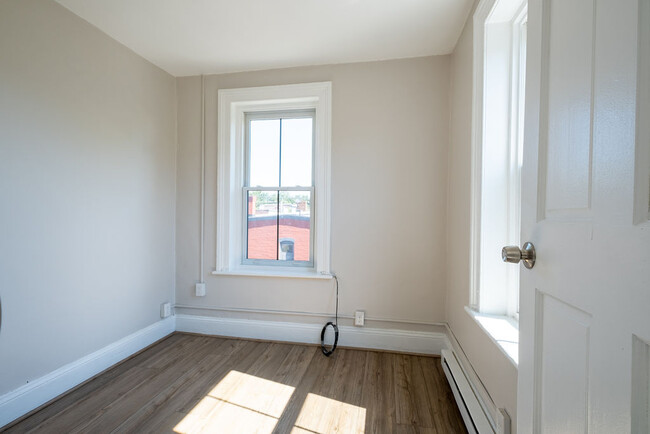 Bedroom 2 - 42 Liberty St