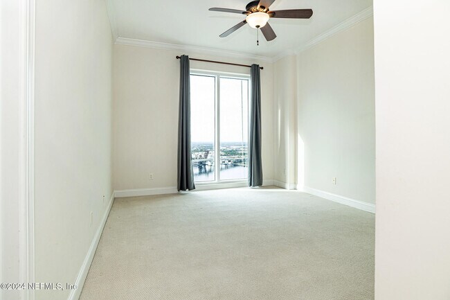 Building Photo - 1431 Riverplace Blvd