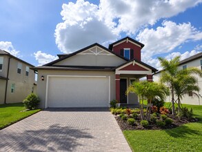 Building Photo - Annual Rental in Stonegate Preserve – Brand-New 3 Bedroom, 2.5 Bath Home with Loft, Main-Level Pr...