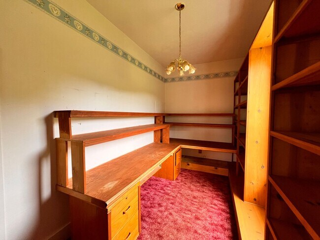 Building Photo - 98382 Sitkum Ln