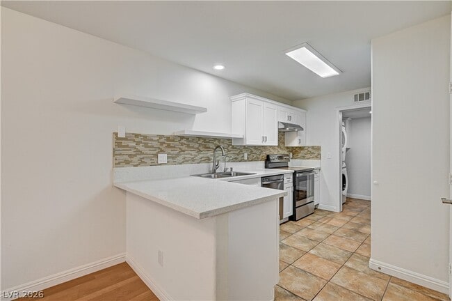 Building Photo - 1602 Coyote Run Dr