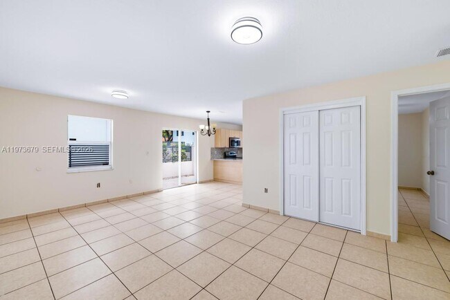 Building Photo - 3072 NW 14th St