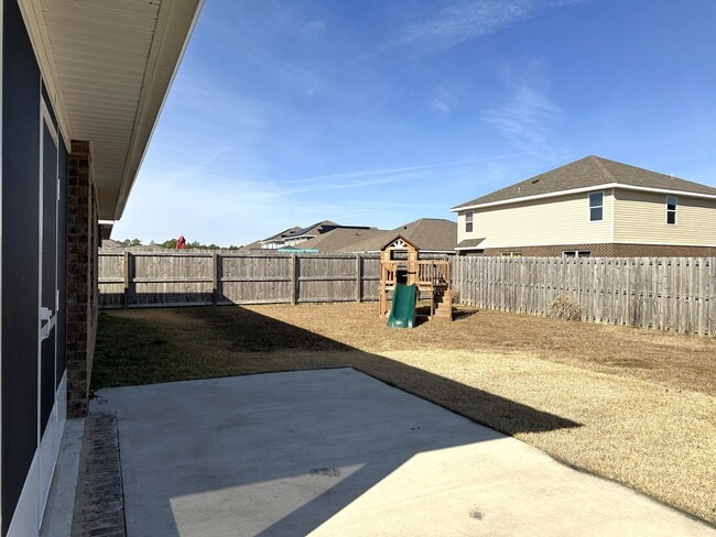 Building Photo - 1046 Limpkin St
