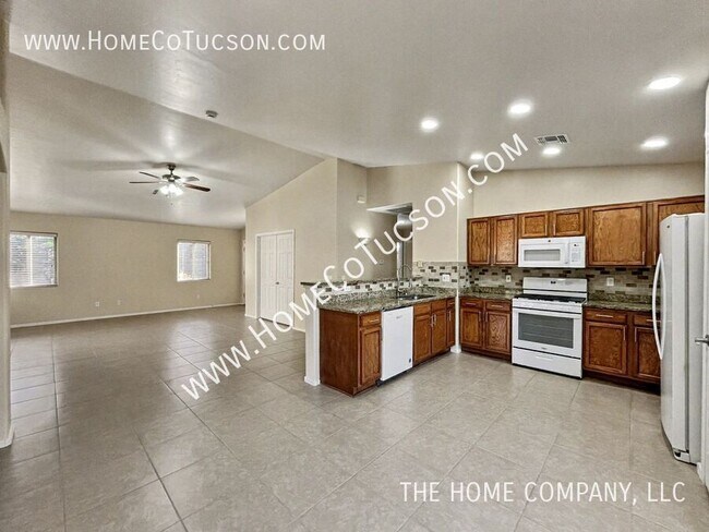 Building Photo - 12317 N Kylene Canyon Dr