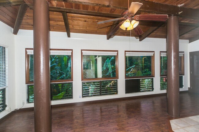 Building Photo - 45-308-308 Kahiko St