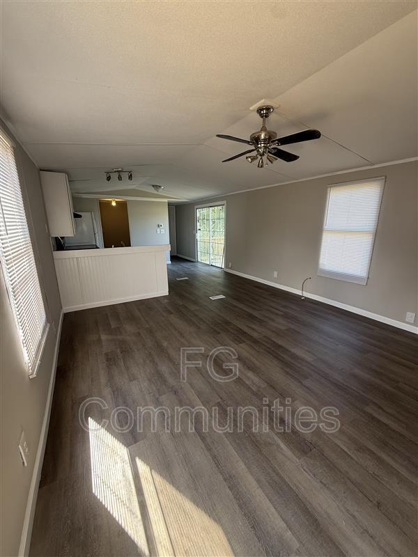 Building Photo - 2600 Heidelberg Dr