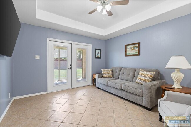 Building Photo - 40 Augusta W