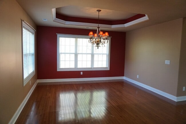 Building Photo - 1020 Ringlet Ct