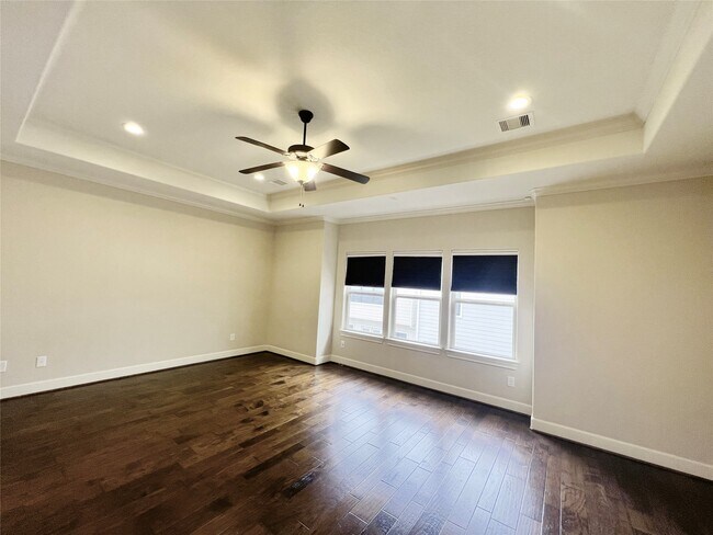 Building Photo - 1315 Asbury St