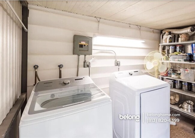 Building Photo - 4111 Haines Rd N