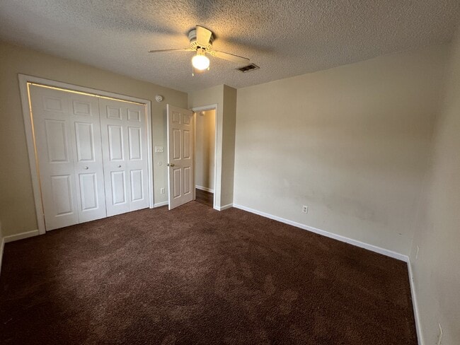 Building Photo - Apartment for Rent