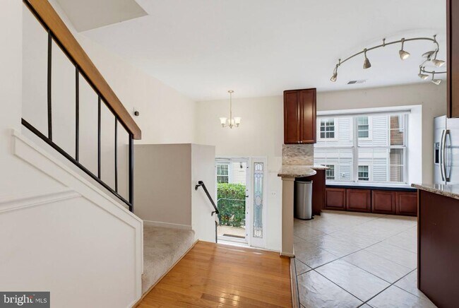 Building Photo - 10305 Bridgetown Pl