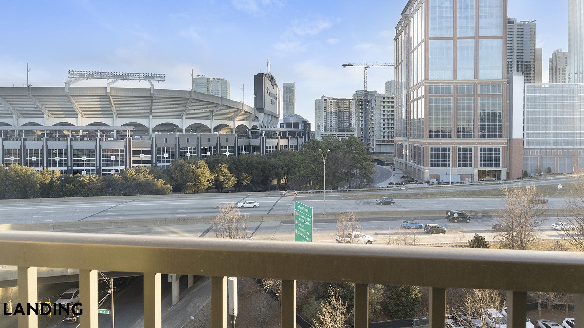 Building Photo - 1007 S Mint St