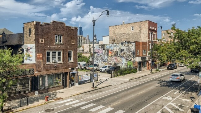 Building Photo - 1439 W 18th St