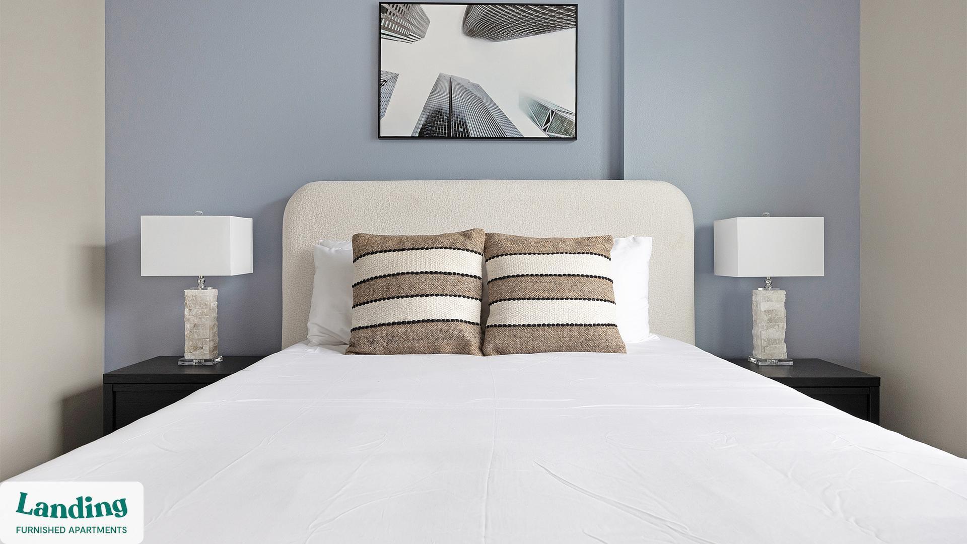 Building Photo - 1000 S Broadway