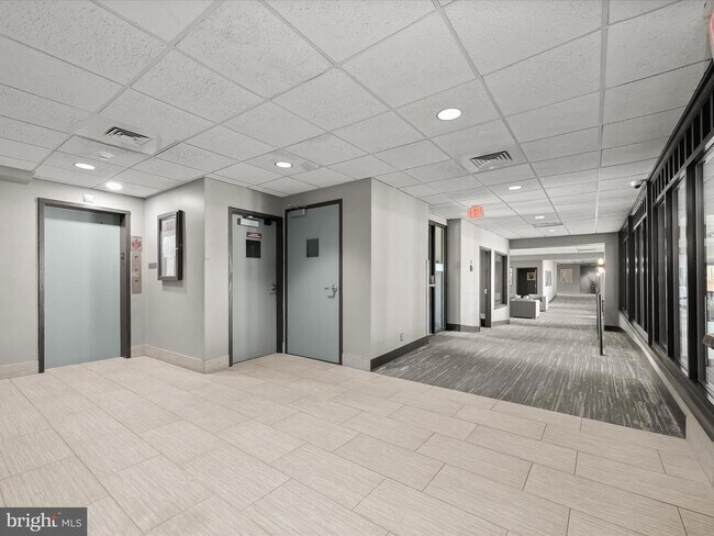Building Photo - 312 Severn Ave