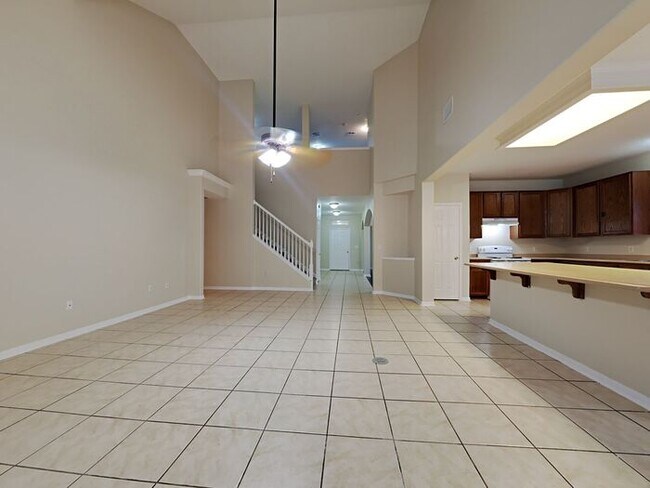 Building Photo - No Applications Fees* $500 off first month...