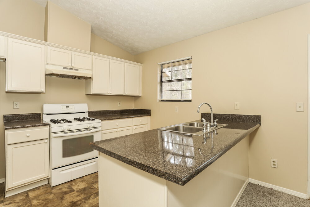 Building Photo - 5207 Great Meadows Rd