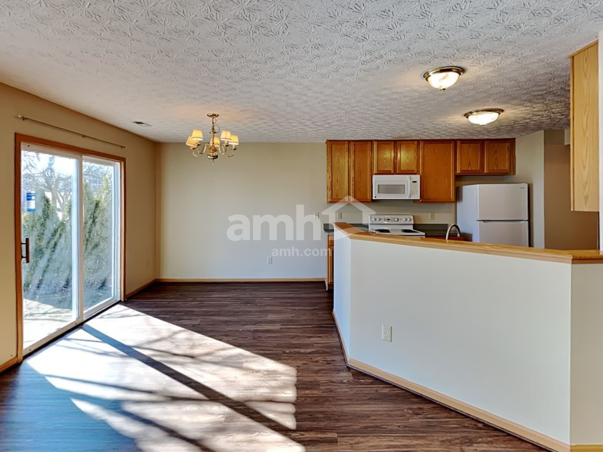 Building Photo - 5823 Coldcreek Dr