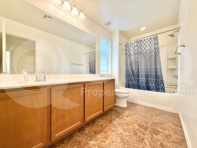 Building Photo - 3706 S 57th Ln