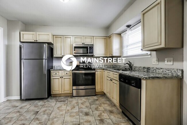 Building Photo - 3 Bedroom Pet-Friendly Home in Belton, MO with Main Street Renewal