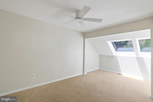 Building Photo - 11311 Harborside Cluster