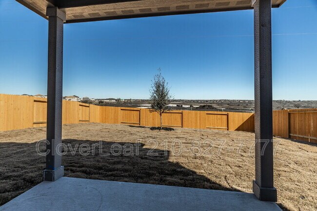 Building Photo - 9223 Foxing Blf