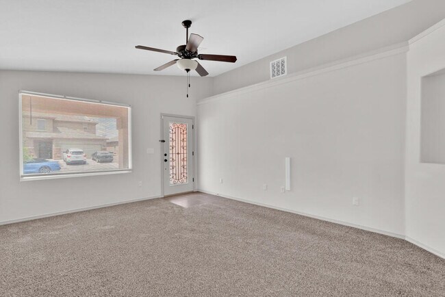 Building Photo - 14900 Tim Hardaway