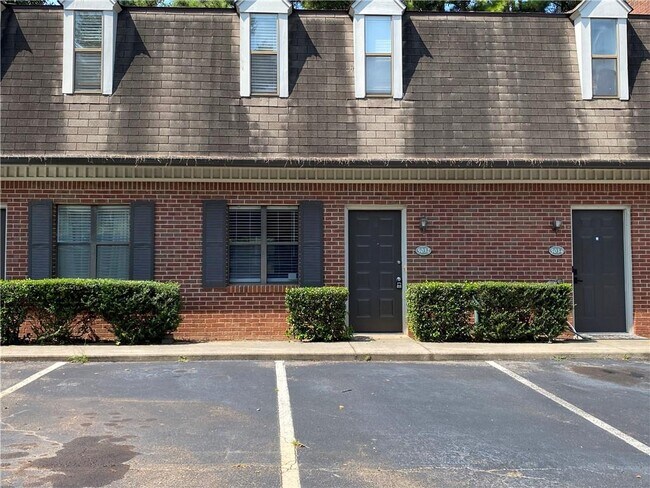 Building Photo - 5032 Top Cat Ct