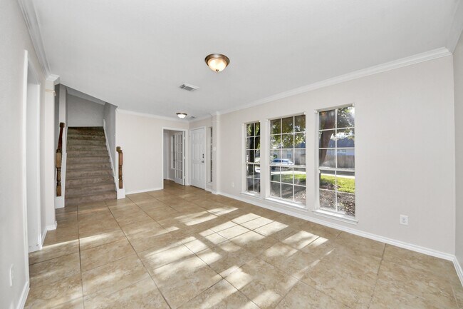 Building Photo - 1903 Ryansbrook Ln